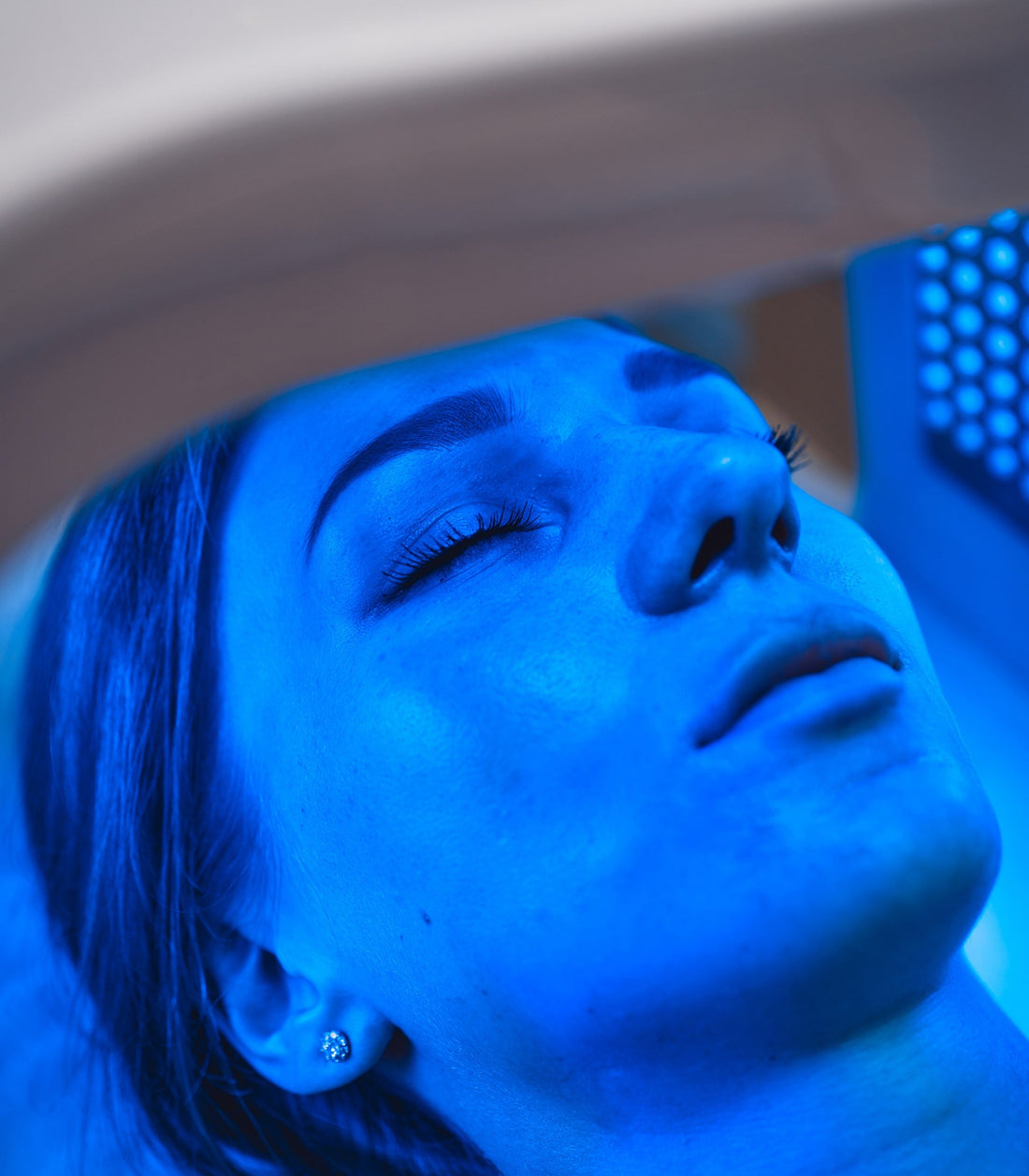 PDT-LED-Lichttherapiegerät mit 7 Farben — Hautverjüngung