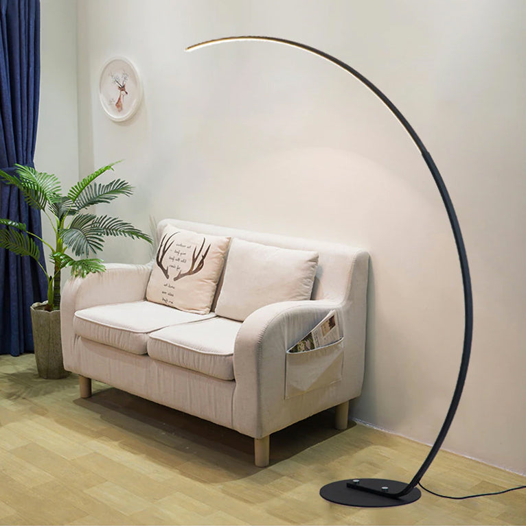 The Stjerneskudd Stehlampe — Gebogenes Sternschnuppenlicht