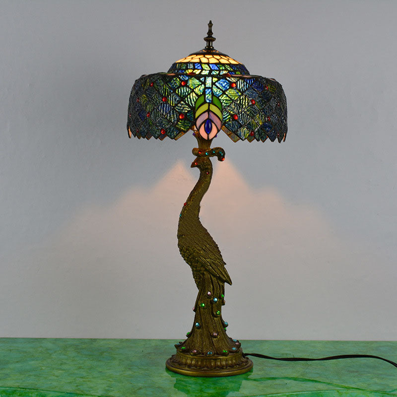 Stolní lampa Aurena Tiffany Style — zářivě vícebarevné skleněné stínidlo ve tvaru kopule
