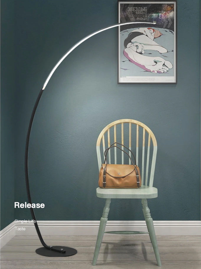 The Stjerneskudd Stehlampe — Gebogenes Sternschnuppenlicht