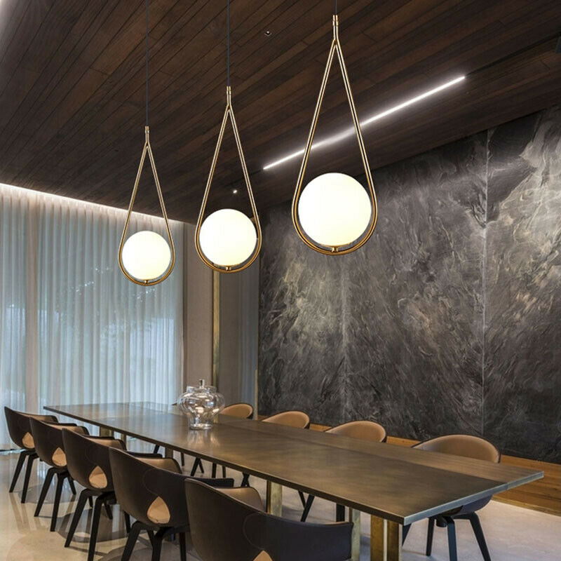 Azuria elegante Tropfen-Pendelleuchte in Gold für Esszimmer