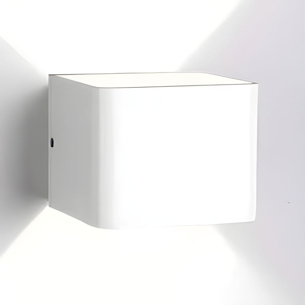 QuantaCube Wall Light For Contemporary Ambient LED Lighting