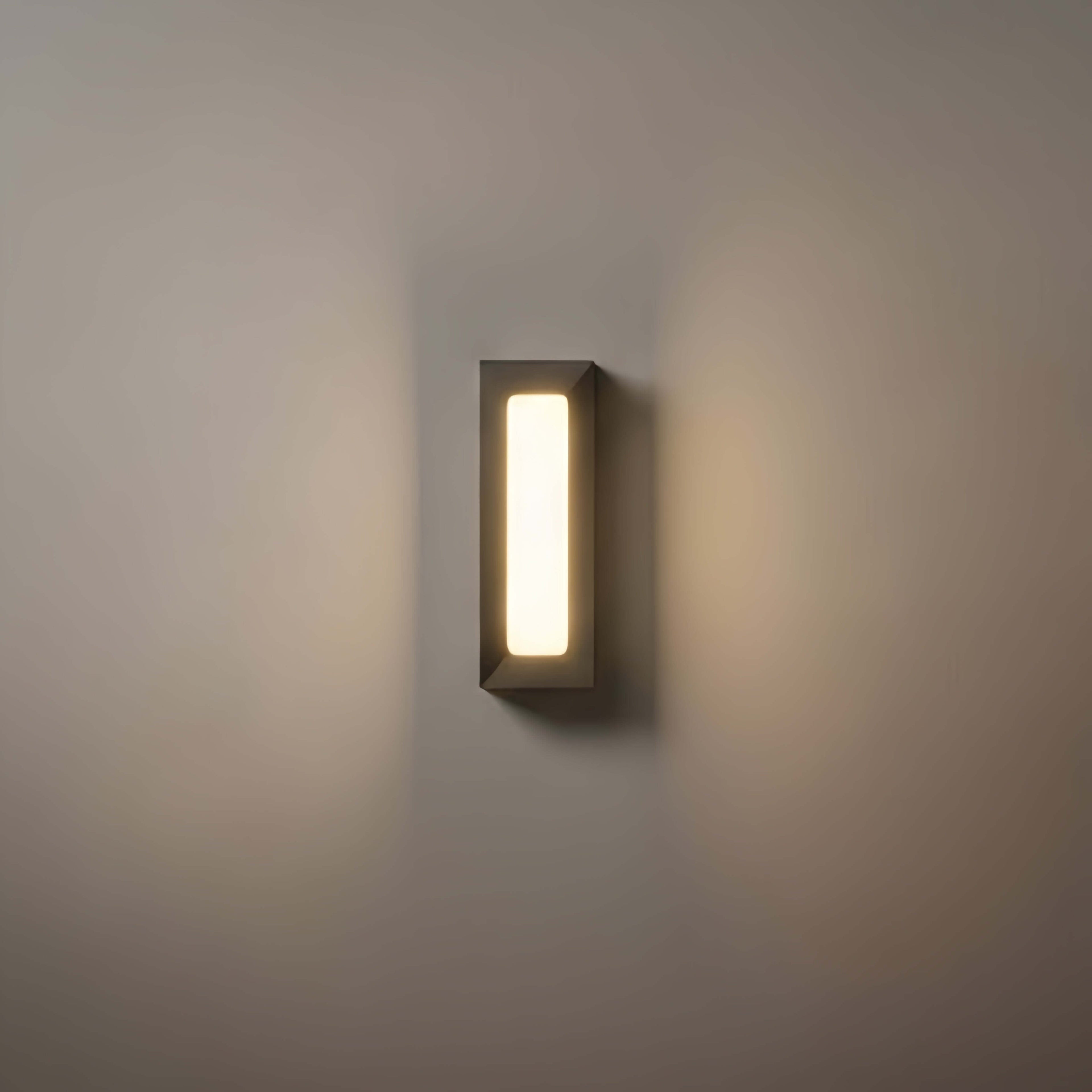 Minimalist Black LED Deck Step Light – Wall Light with Sensor for Stairs/Garden - Flindria