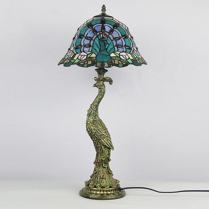 Stolní lampa Aurena Tiffany Style — zářivě vícebarevné skleněné stínidlo ve tvaru kopule