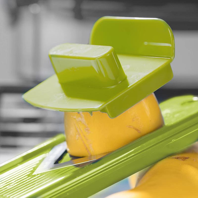 Affettaverdure, grattugia e tritatutto 12-in-1 SlicePro