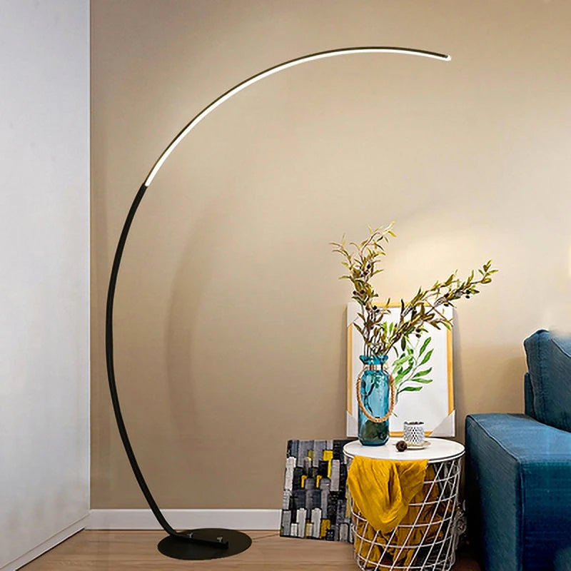 The Stjerneskudd Stehlampe — Gebogenes Sternschnuppenlicht
