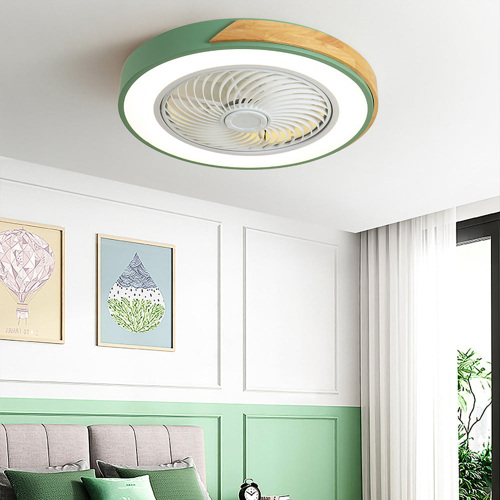 Moderne Holzdeckenventilatoren mit energiesparender LED-Beleuchtung