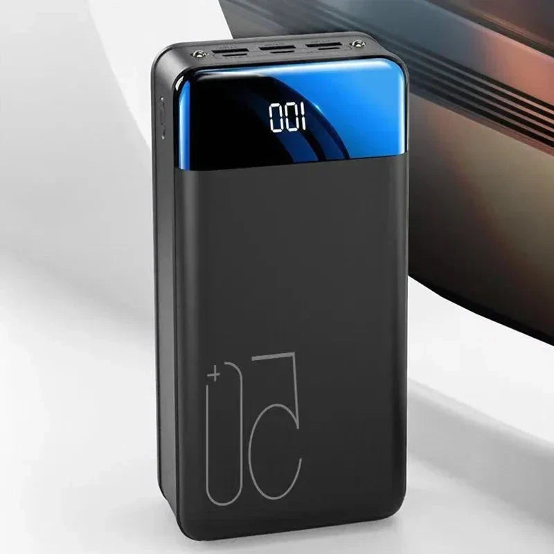 Powerbank mit 100,000mAh — Schnellladegerät mit ultrahoher Kapazität für Geräte