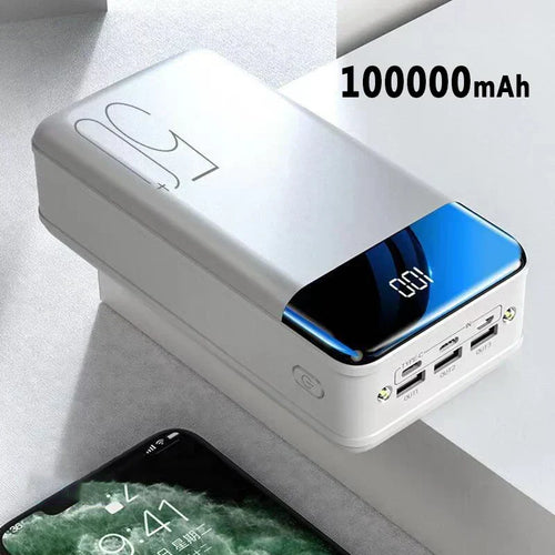 Powerbank mit 100,000mAh — Schnellladegerät mit ultrahoher Kapazität für Geräte