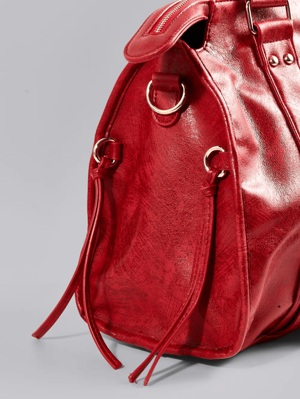 Structured Handbag, Firm Top Handle, Rigid Frame, Clean Geometric Shape