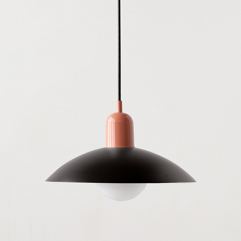 Macaron Bauhaus-Pendelleuchte — farbenfroher Schirm mit offenem Sockel