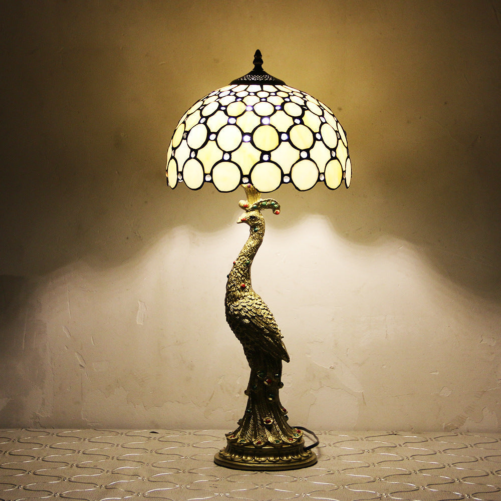 Stolní lampa Aurena Tiffany Style — zářivě vícebarevné skleněné stínidlo ve tvaru kopule