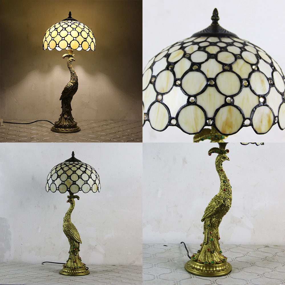 Stolní lampa Aurena Tiffany Style — zářivě vícebarevné skleněné stínidlo ve tvaru kopule