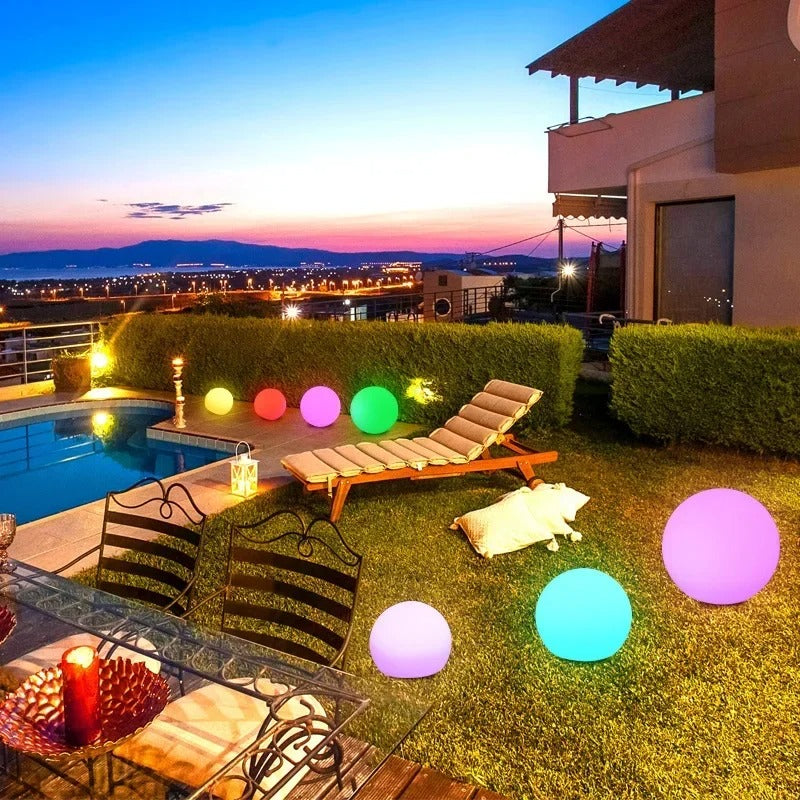 Luces solares impermeables en forma de esfera para jardín — Lámparas esféricas para exteriores