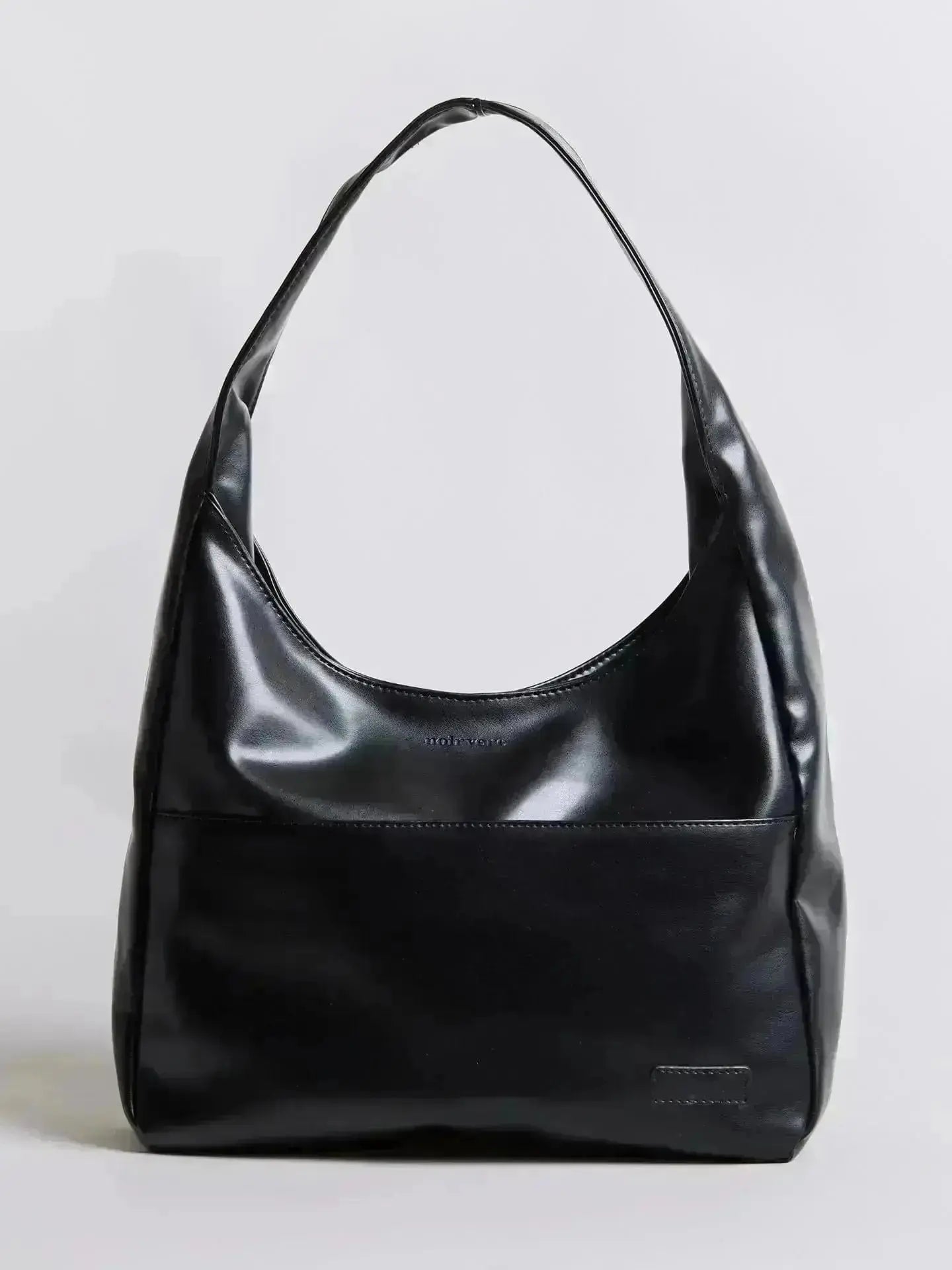 Timeless Bucket Shape Handbag — Structured Design, Spacious Interior