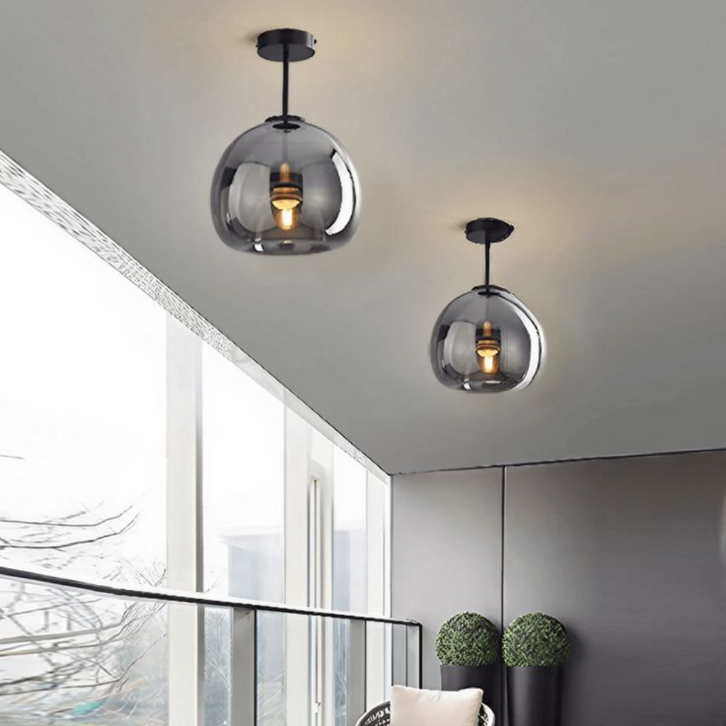 Ciepła lampa sufitowa LED Solara Lite do salonów i sypialni