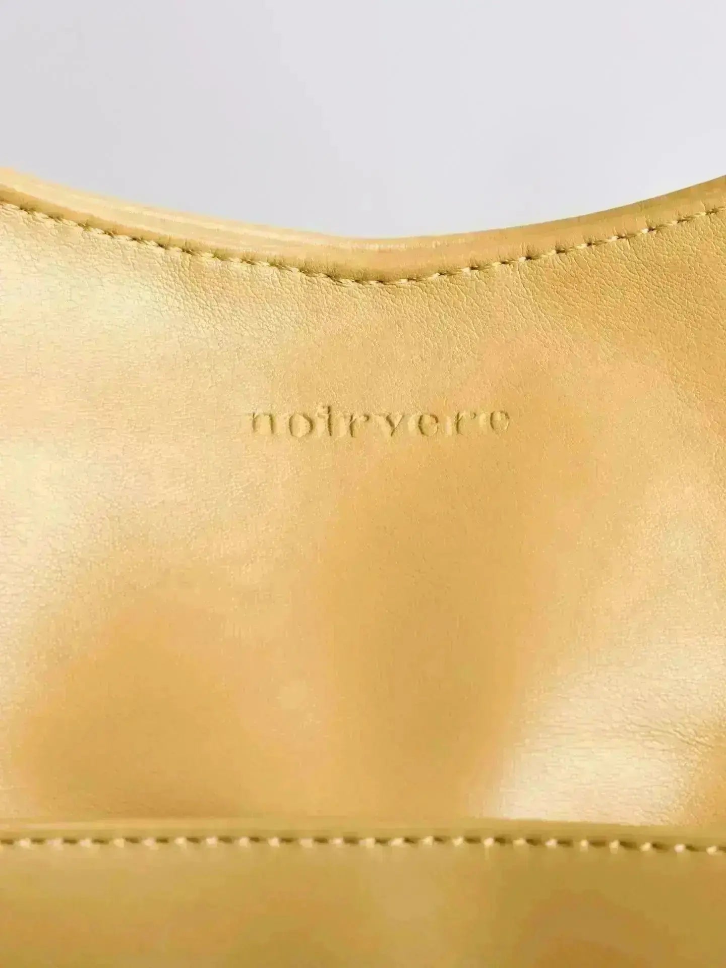 Timeless Bucket Shape Handbag — Structured Design, Spacious Interior