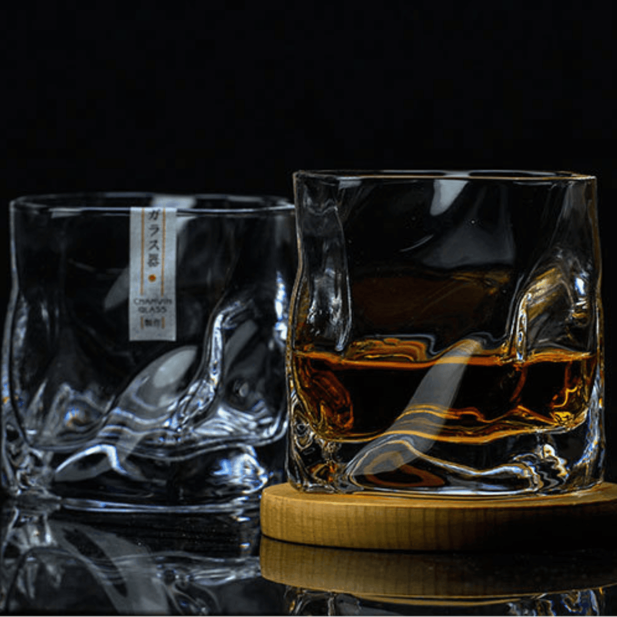 Kairo Glassworks Edo-Kiriko-Whiskyglas, handgeschliffen – Künstlerisches, zerknittertes Design