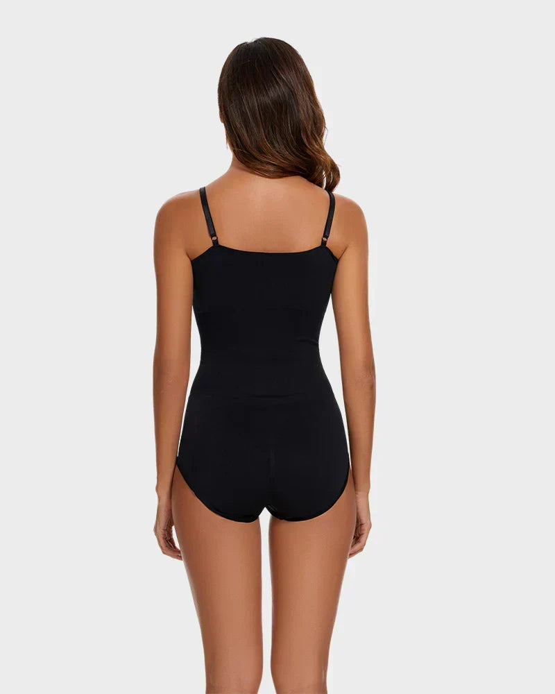 Figurformender Body — Power-Mesh, bügelloser BH
