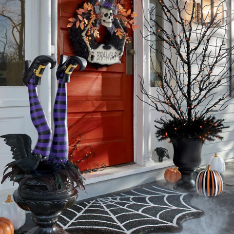 Witch Leg Stakes, Set Of Two Yard Halloween Decoration | Filindra