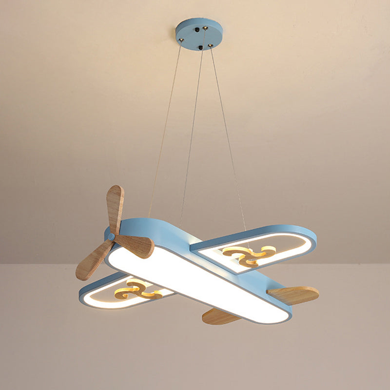 Hravé LED závěsné svítidlo LumaPlane ve tvaru letadla — design se siluetou letadla