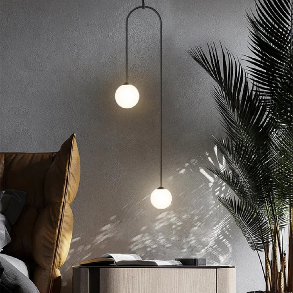 Sylara Pendelleuchte mit U-förmigem Glasglobus für das Wohnzimmer