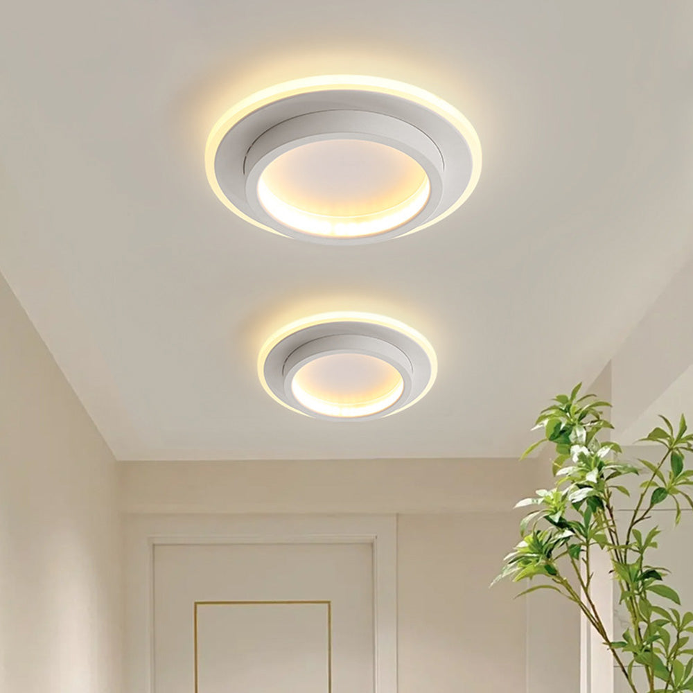 ラウンドLEDシーリングライト — 発光ハローリングアクセント、メタル＆アクリルハウジング、薄型フラッシュマウント