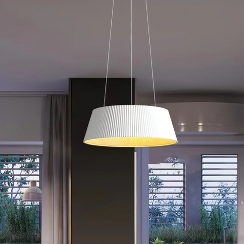 Aurela Moderne LED Pendellampe mit geriffeltem Finish für den Esstisch