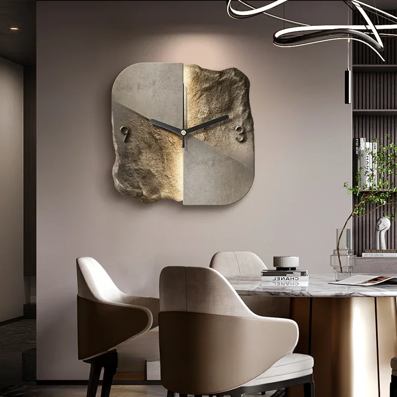 AbstractElegance Luxuriöse Wanduhr — Abstraktes Reliefdesign