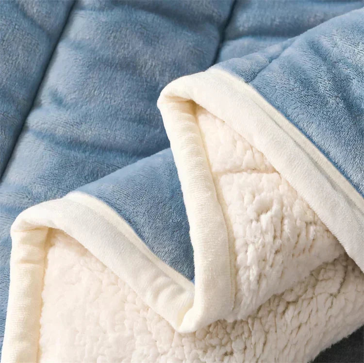 Ellena LuxeWarm Lammfleece-Decke — Kuschelig weiche Textur