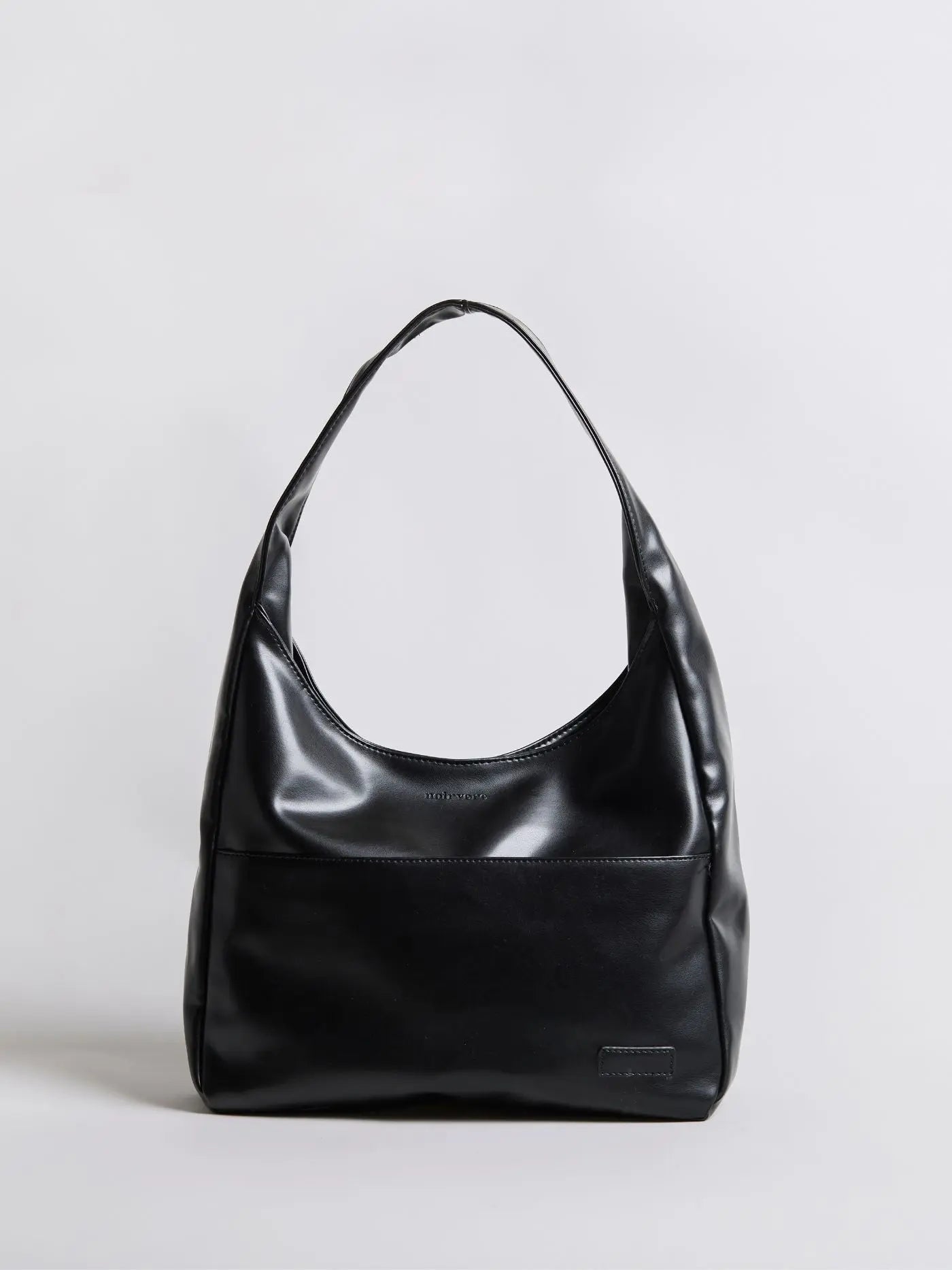 Timeless Bucket Shape Handbag — Structured Design, Spacious Interior