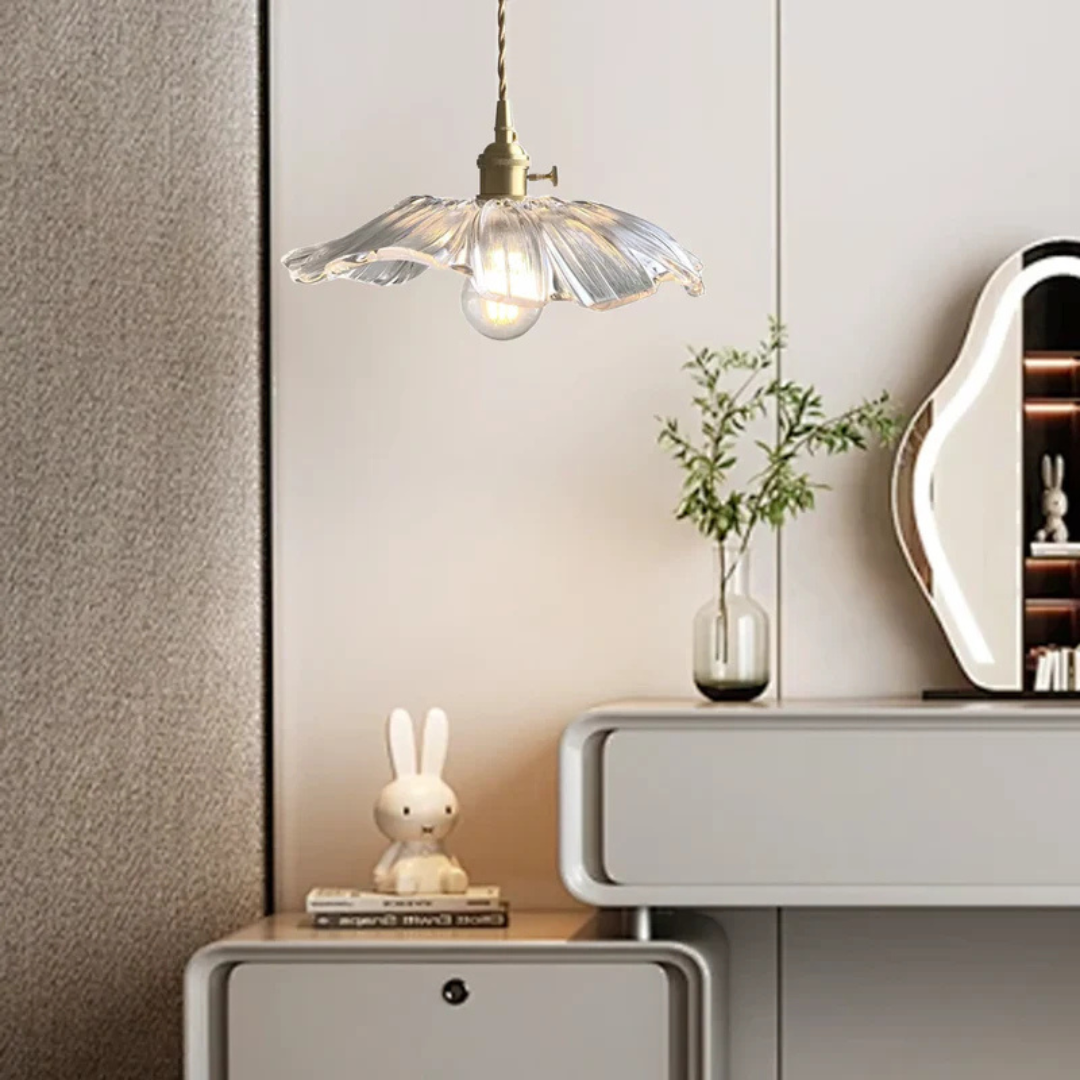 Novara Esszimmer Pendelleuchte im Retro Lotusglas-Stil