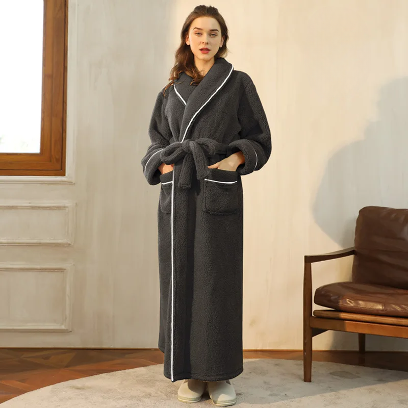CozyFlannel Winterbademantel — Bindegürtel, Umlegekragen