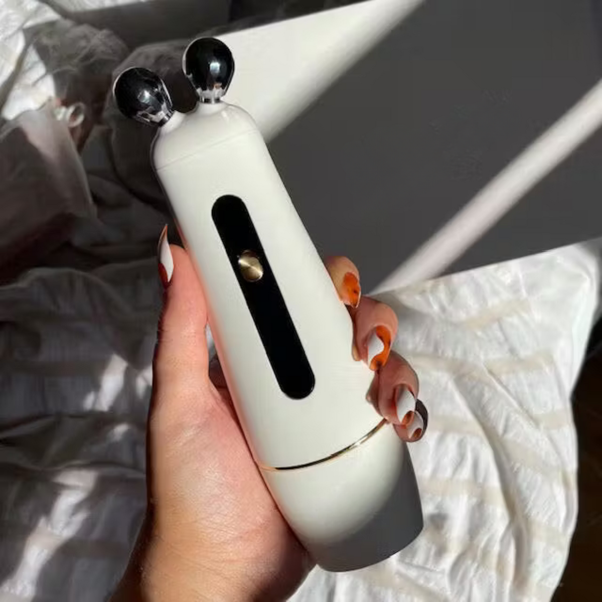 Dispositivo facial BeautyPulse 3 em 1 — Limpeza, massagem e terapia de luz