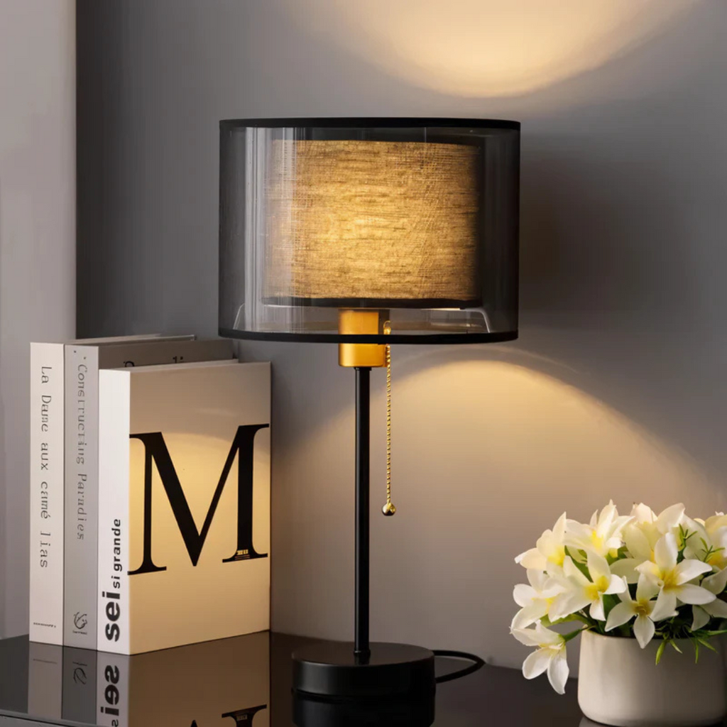 Calara Vintage-Stil Tischlampe mit doppelschichtigem Stoffschirm für Ambiente  