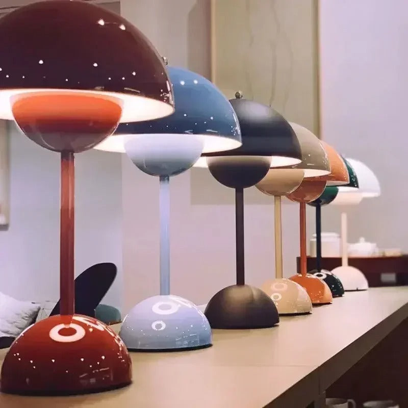 Lampe de table nordique en forme de champignon avec LED — Éclairage sans fil rechargeable