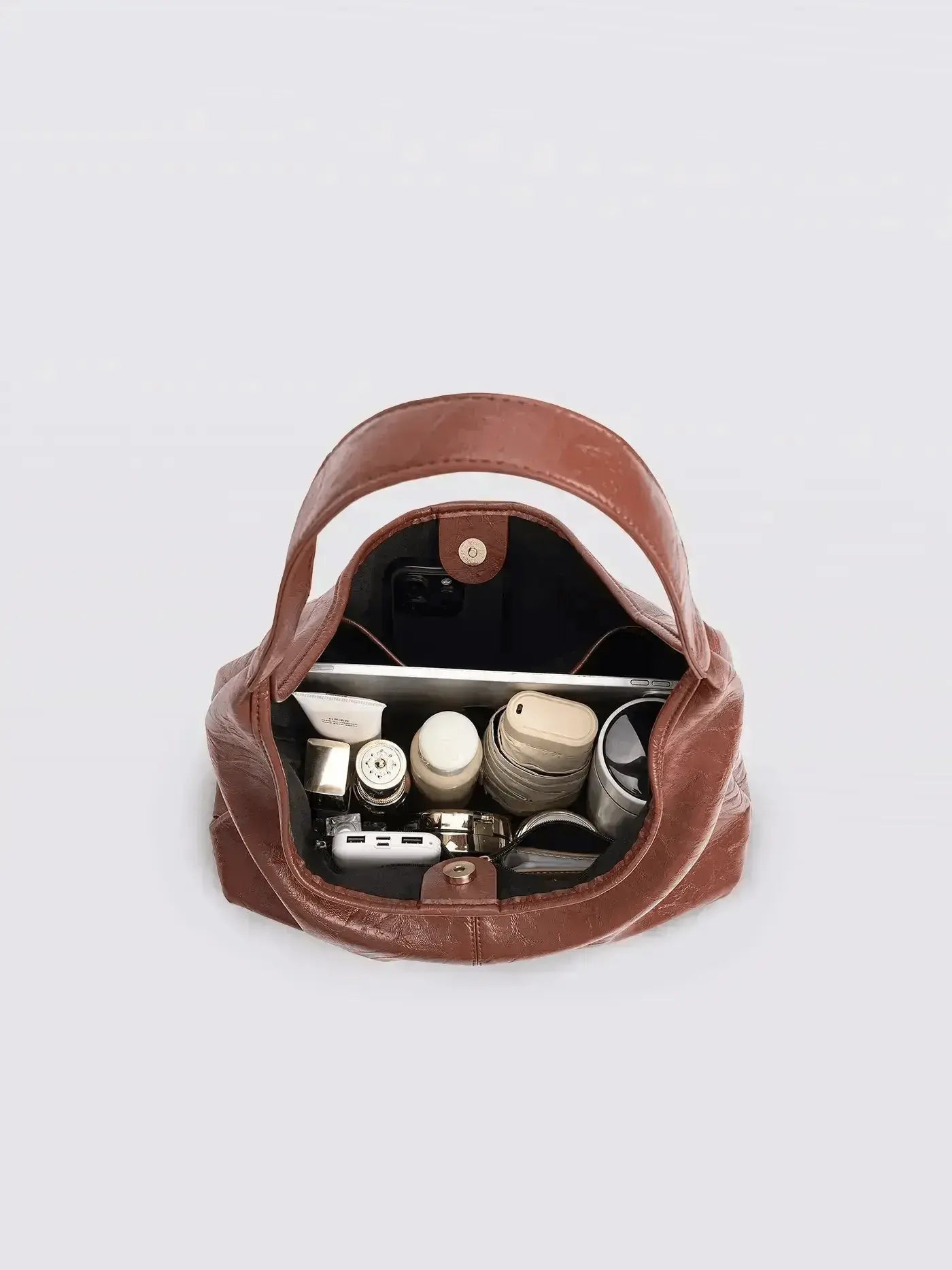 Saco de couro vintage envelhecido — inclui estojo de cosméticos