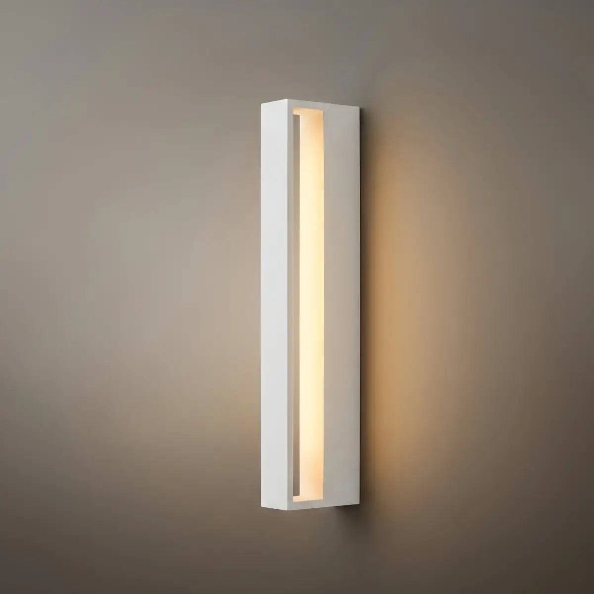 Modern Rectangular Outdoor Wall Lamp – Metal Sensor Light Garden/Patio - Flindria