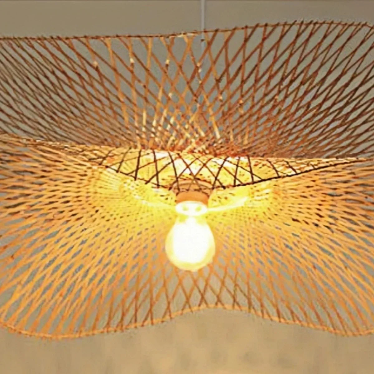 Natural Rattan Pendant Light – Handwoven Bamboo Elegance for Dining Room - Flindria