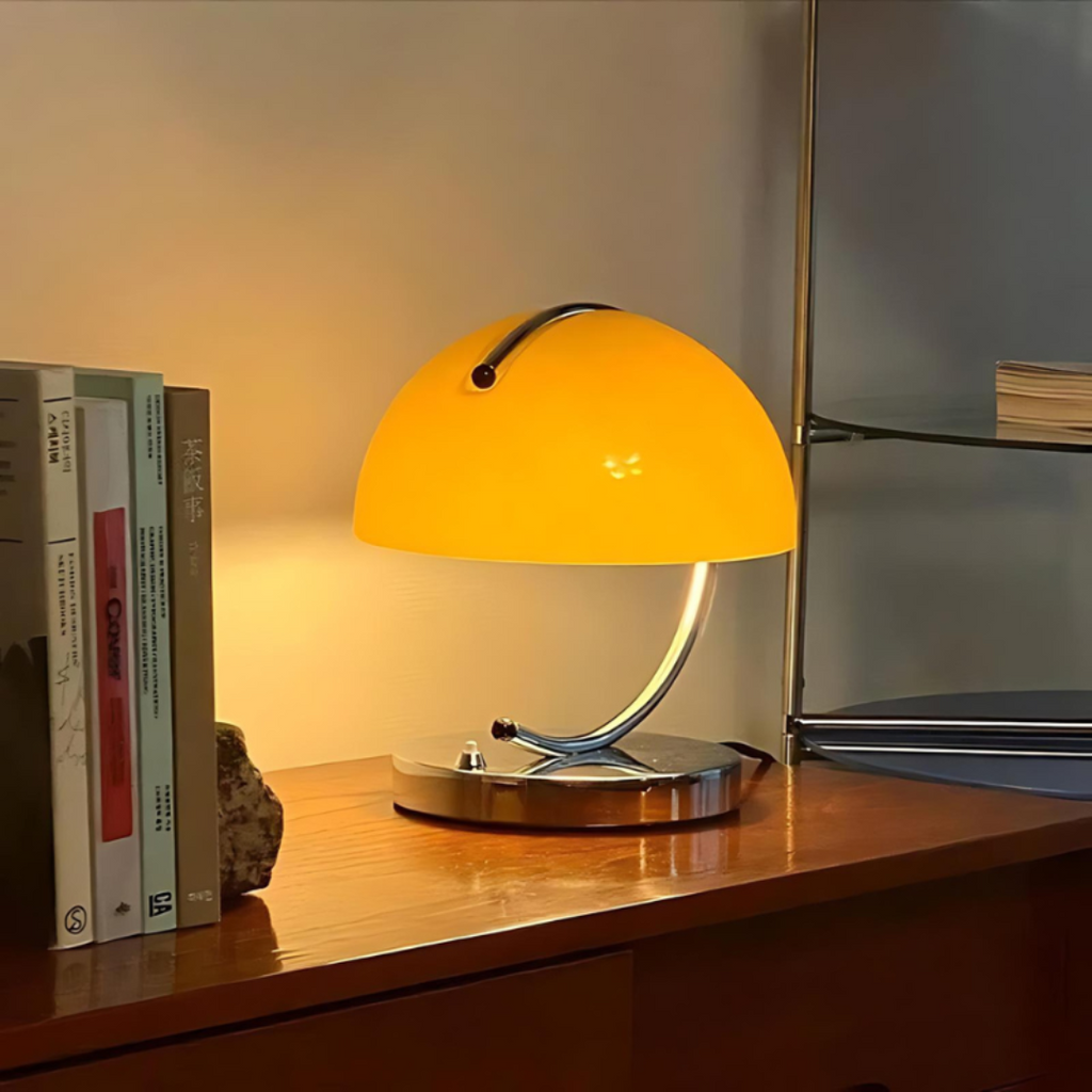 Aurelle Tischlampe sorgt für ein sanftes Licht für eine warme Wohnatmosphäre