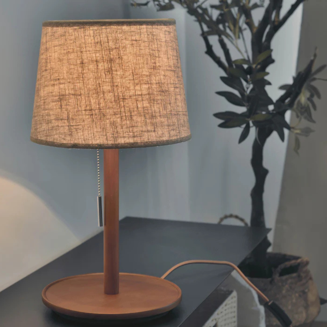 Orionyx LED Lampa Biurkowa Z Orzechowego Drewna Z Delikatnym Ciepłym Blaskiem