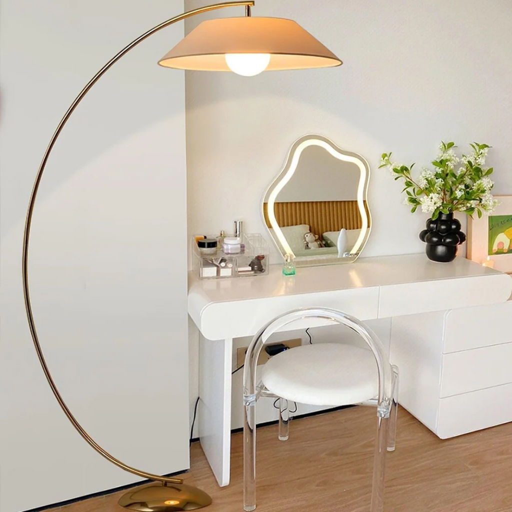 Luminara Stehlampe mit gemütlicher Ambientebeleuchtung für Wohnräume