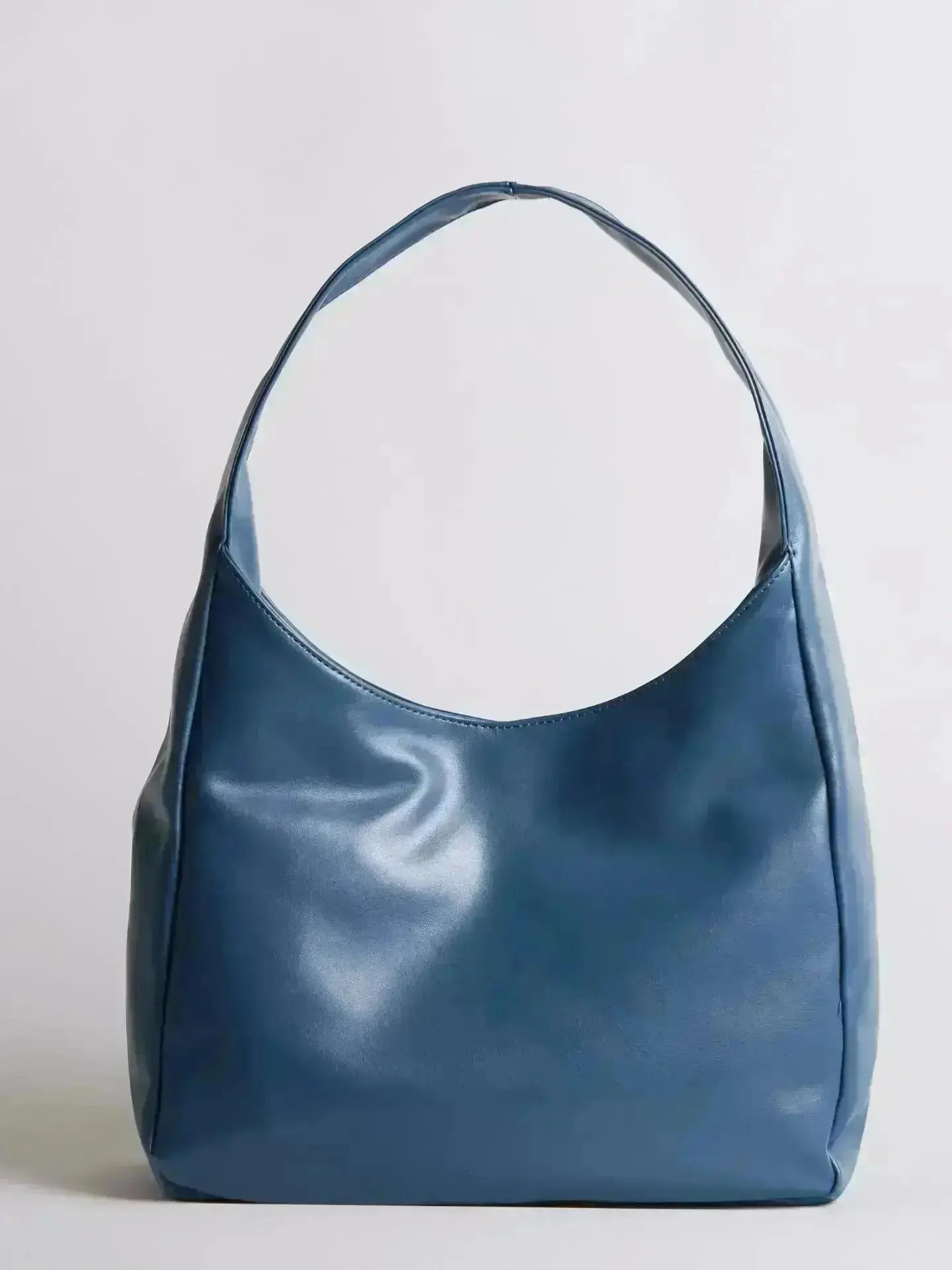 Timeless Bucket Shape Handbag — Structured Design, Spacious Interior