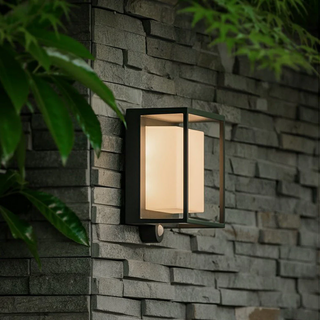NovaLume Exterior Wall Light With Solar LED IP65 Waterproof