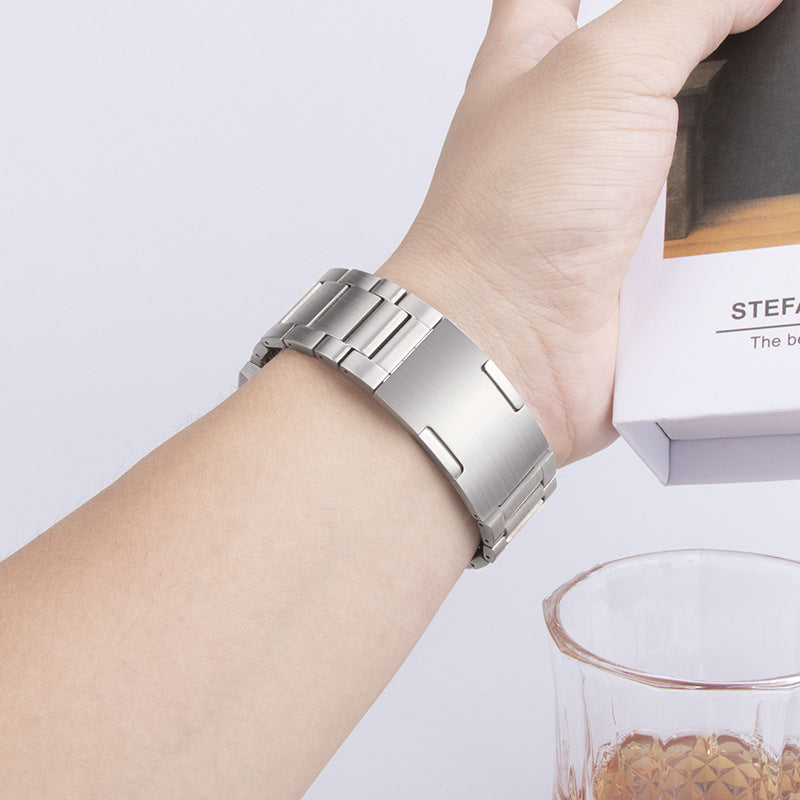Armband aus reinem Titan für die Samsung Watch Ultra — elegantes Design