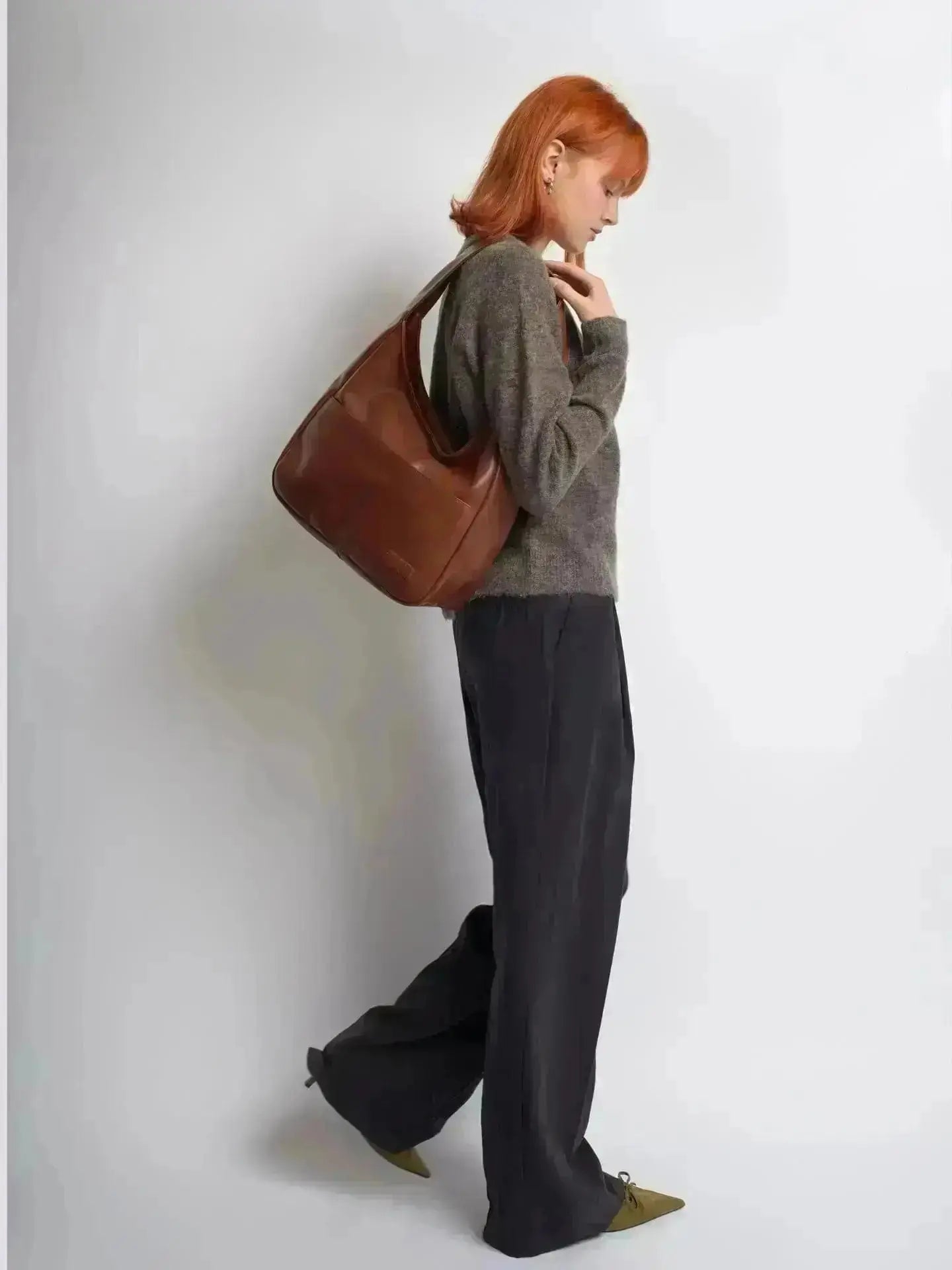 Timeless Bucket Shape Handbag — Structured Design, Spacious Interior