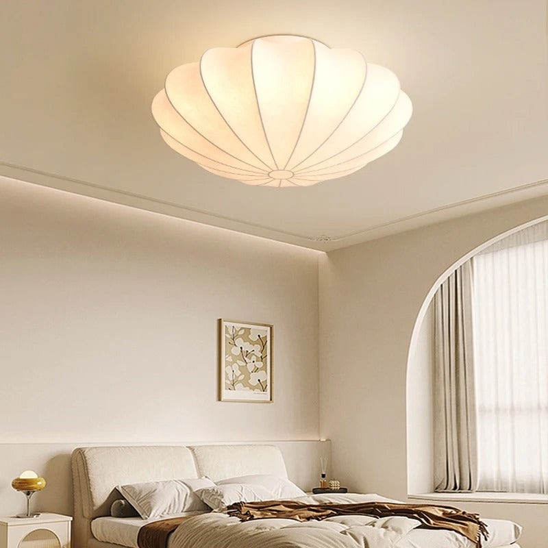 Zen Glow japanskinspirert silkeloftslampe — varmt lys