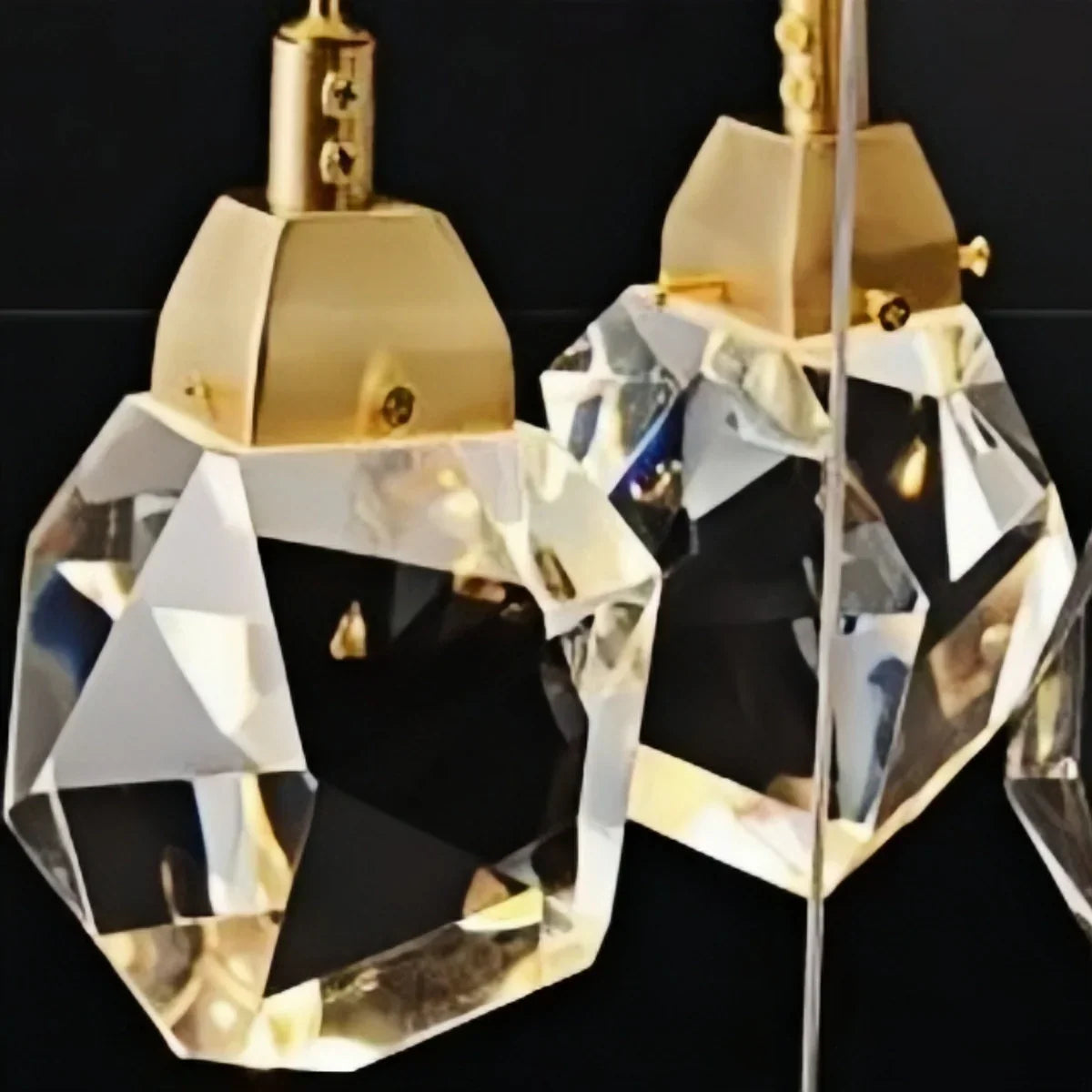 Luxury Crystal Chandelier - Shimmering Fixture for Dining Room & Grand Interiors - Flindria