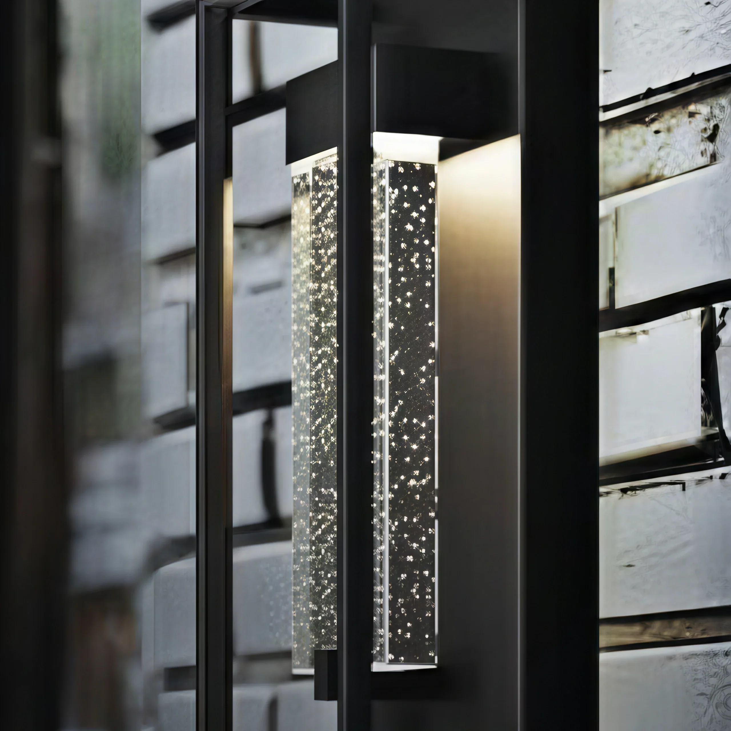 Modern Outdoor Wall Sconce, Black Stainless Steel Open Frame Light for Patio/Entryway - Flindria