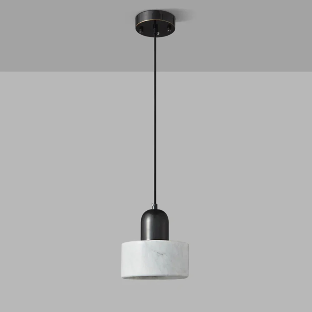 Liora Marmor-Pendelleuchte mit Messingakzenten für Esszimmer